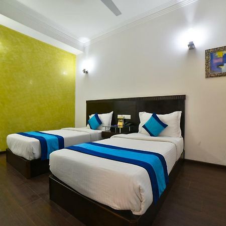 Hotel Mint Casa New Delhi Exteriör bild