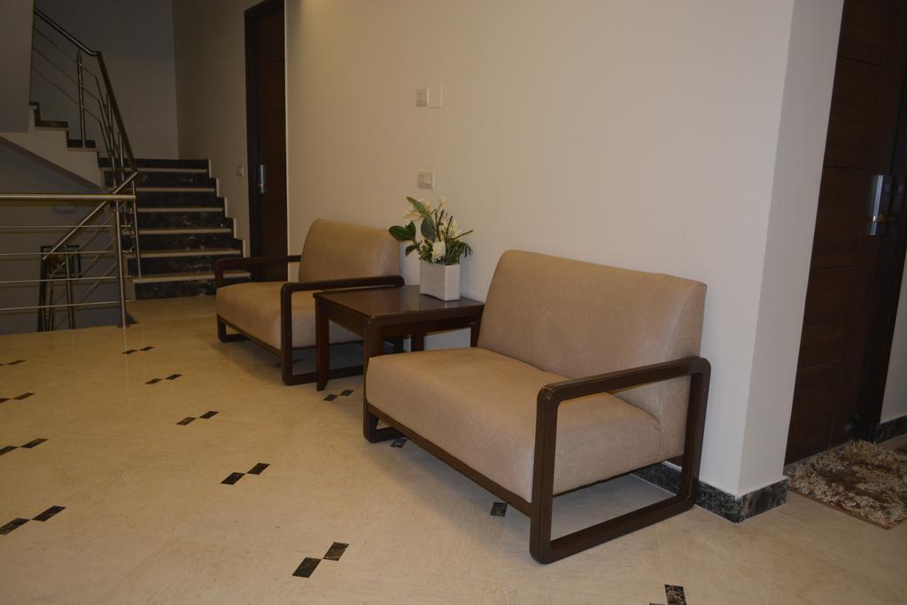 Hotel Mint Casa New Delhi Exteriör bild