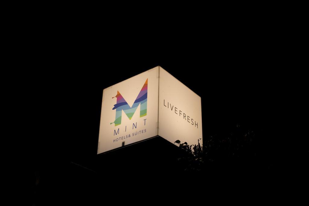 Hotel Mint Casa New Delhi Exteriör bild