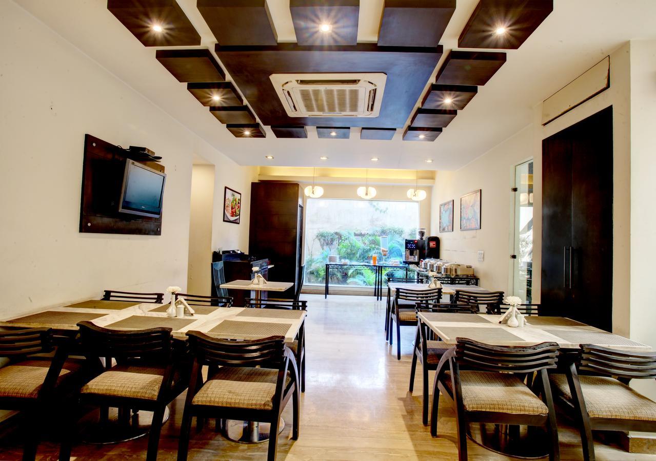 Hotel Mint Casa New Delhi Exteriör bild