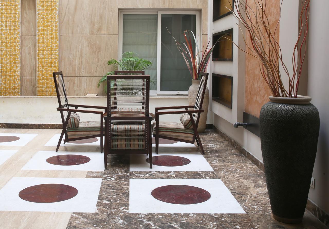 Hotel Mint Casa New Delhi Exteriör bild