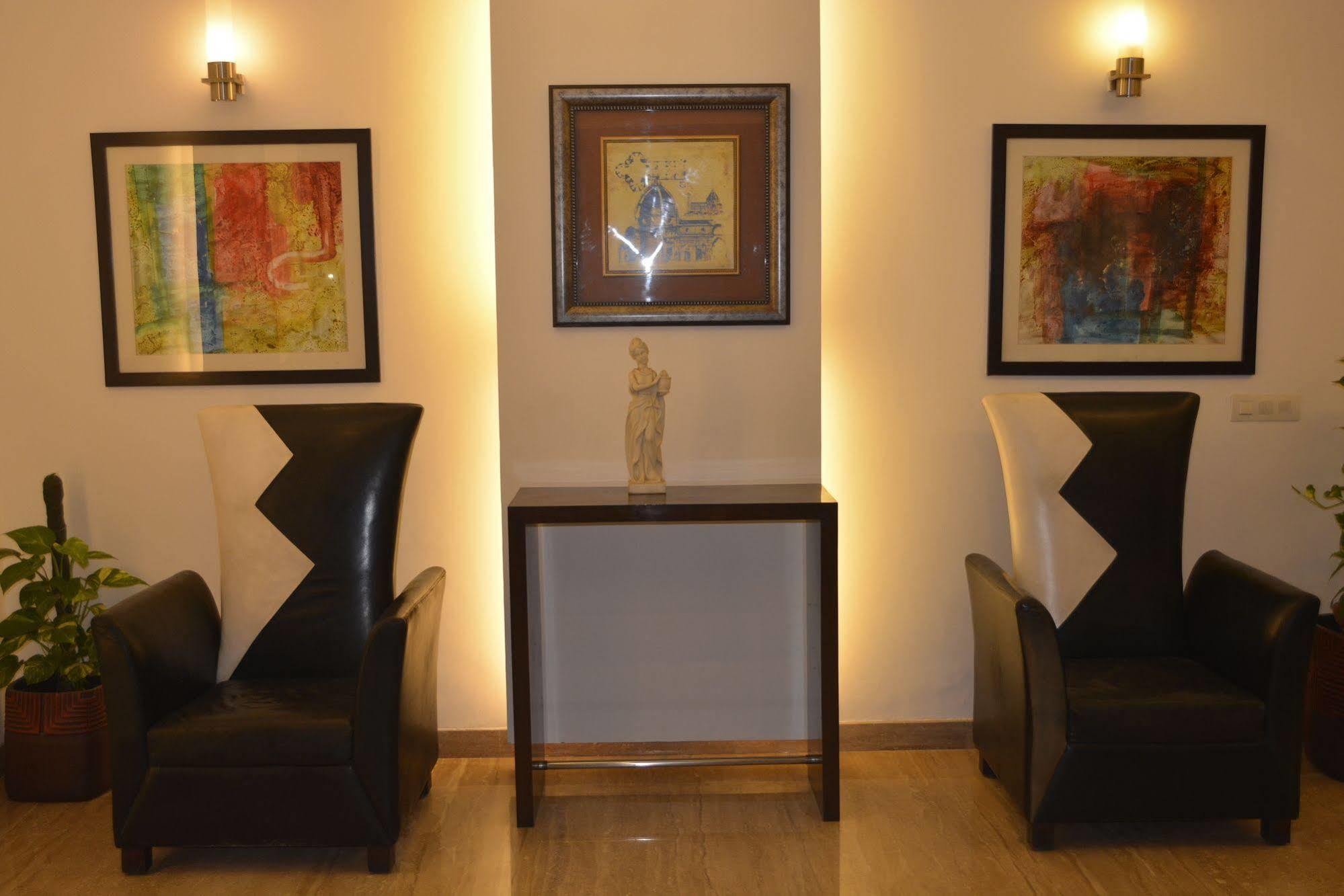Hotel Mint Casa New Delhi Exteriör bild
