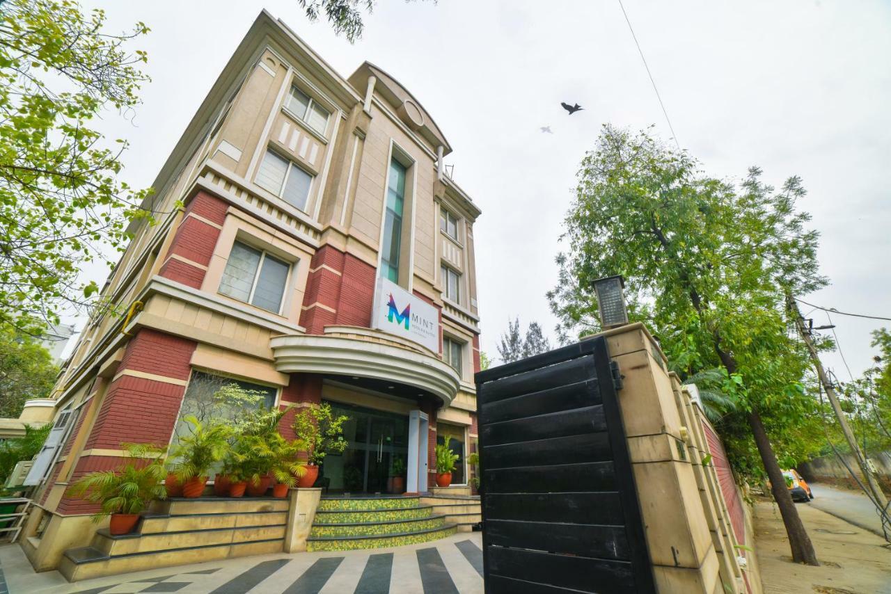 Hotel Mint Casa New Delhi Exteriör bild